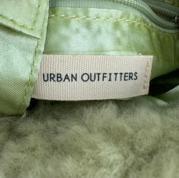 Urban Outfitters Green Fuzzy Tote Bag - Picture 3 of 12